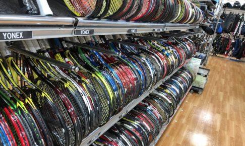中古ラケット魅力と注意点