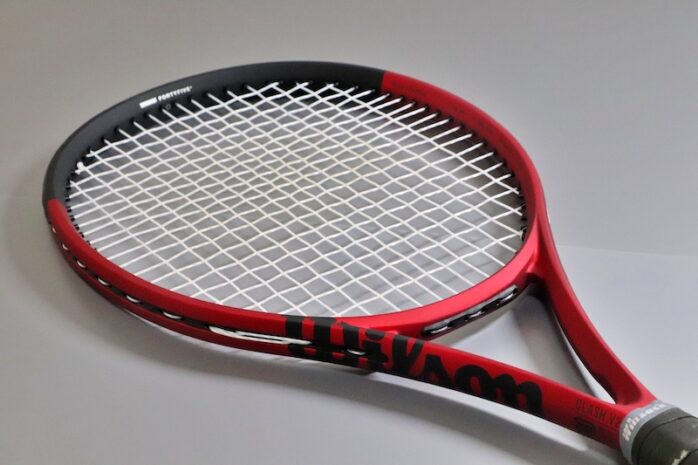 欲しいの 新作❖Wilsonウィルソン CLASH 100 V2 テニスラケット